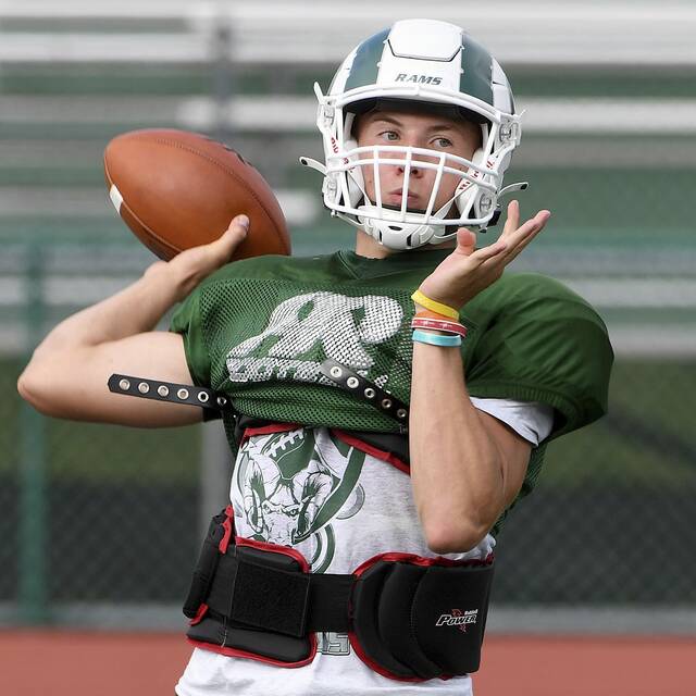 Pine-Richland pair showing chemistry, having breakout seasons