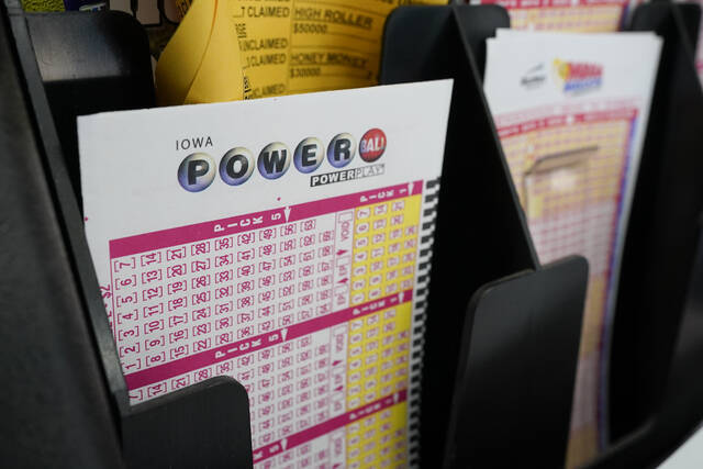 Powerball jackpot rises to $620 million, 6th largest largest ever