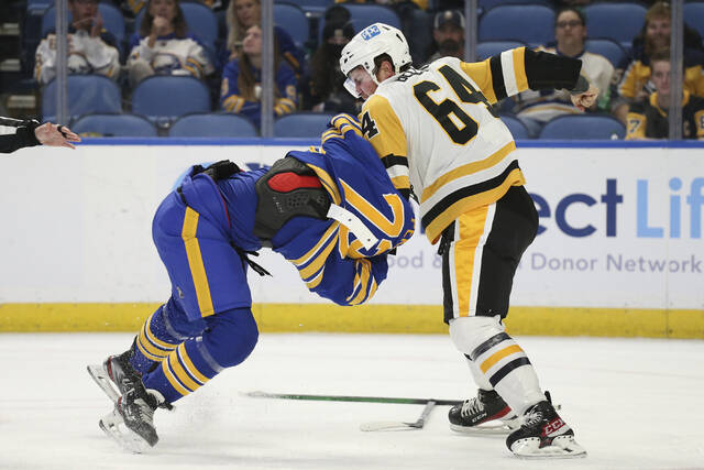 Talbot's two claim Cup for Pittsburgh