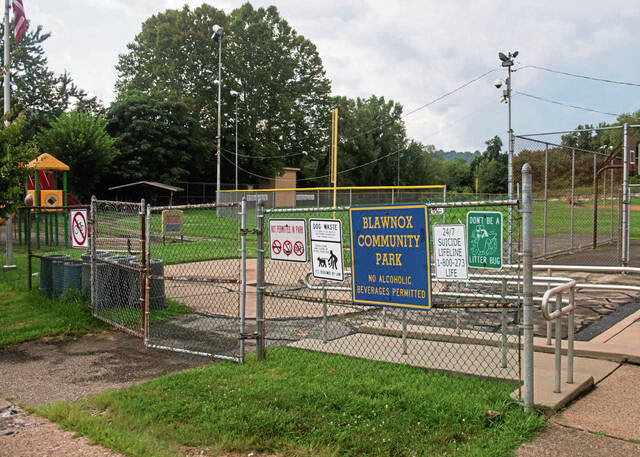 4297356_web1_NNN-BlawnoxCommunityPark03