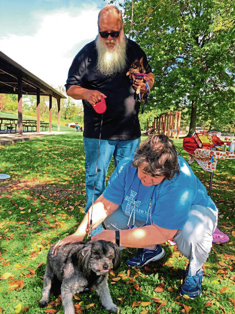 4304505_web1_gtr-PetBlessing5-101121