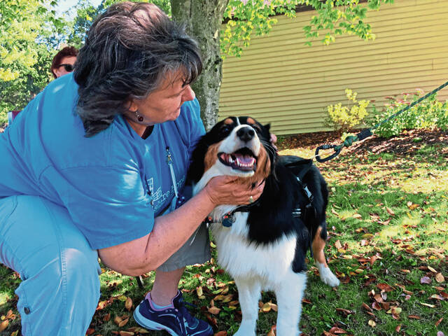 4304505_web1_gtr-PetBlessing8-101121