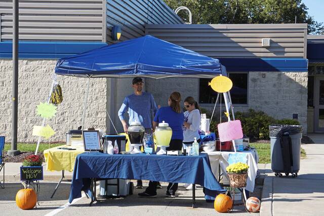 4308712_web1_hj-homecoming-_08-101621