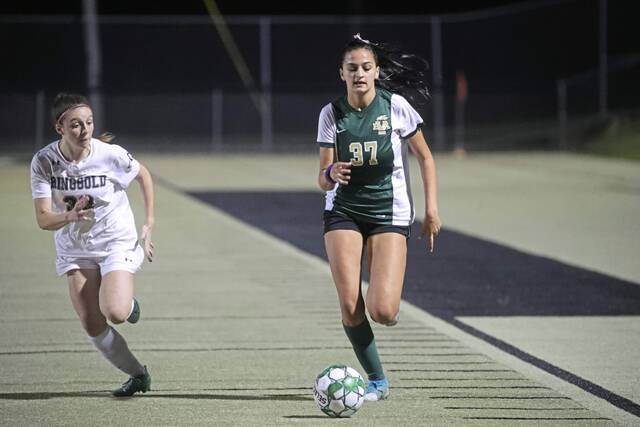 ‘Beach Patrol’ defense makes Belle Vernon girls soccer team hard to play against