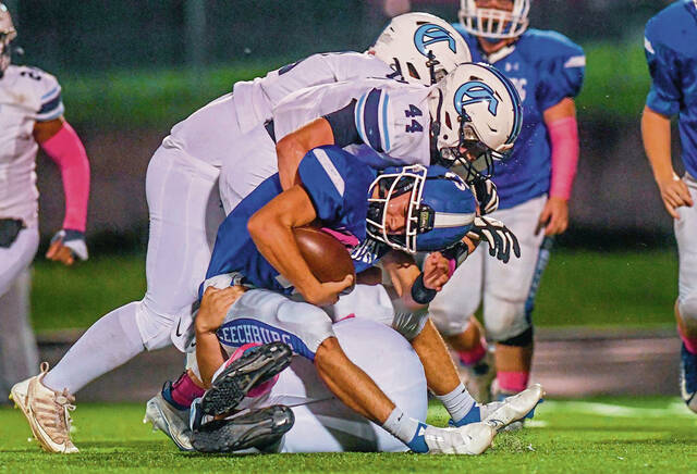 Bishop Canevin stymies Leechburg in clash of Class A Eastern Conference contenders