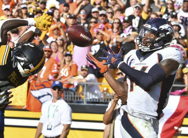 4326167_web1_ptr-SteelersBroncos11-101121
