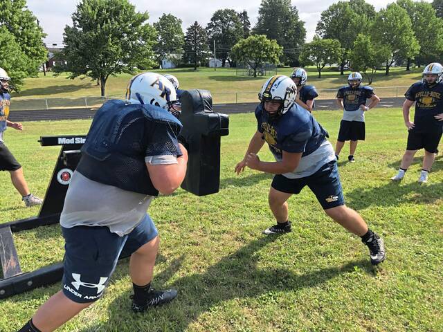 Apollo-Ridge continues to fight despite shorthanded roster