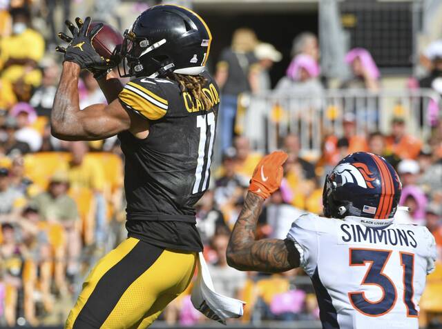 4328425_web1_ptr-steelersbroncos24-101121