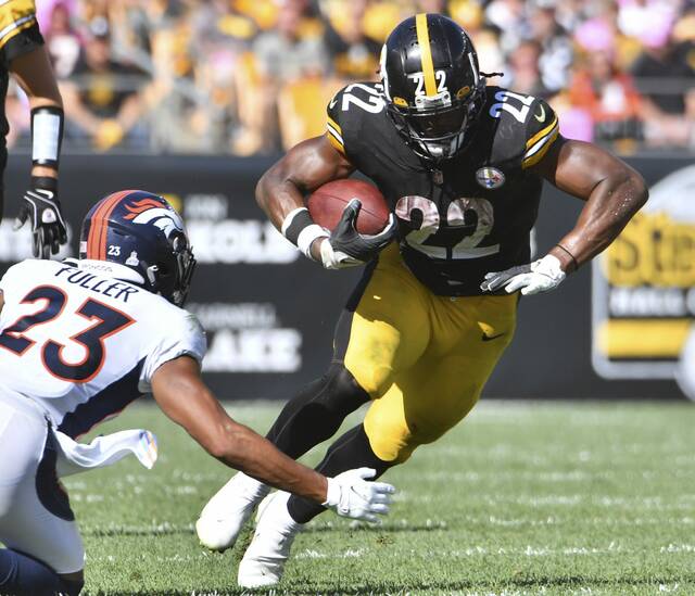 4328425_web1_ptr-steelersbroncos26-101121