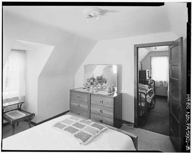 4333411_web1_wep-WestmoHistoryNorvelt3