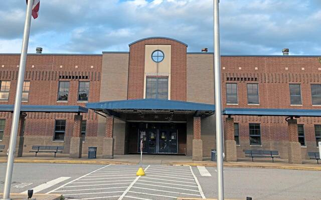 4333447_web1_web-norwinhigh