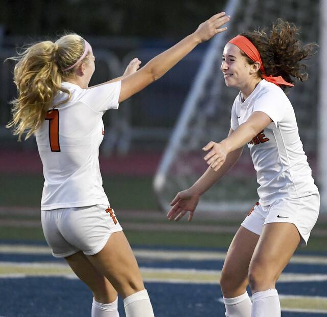 High school roundup for Oct. 12, 2021: Latrobe girls soccer wins 1st section title since ’92