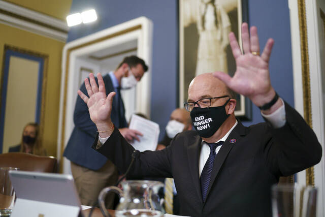 4336154_web1_AP21285653253247