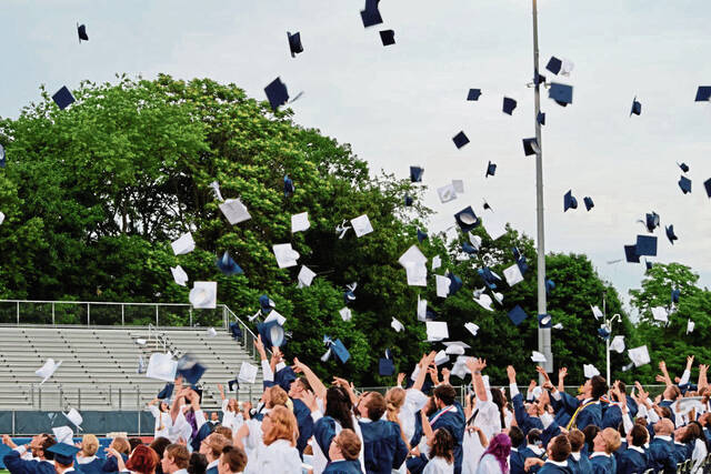 4346557_web1_sj-lo-grad4-062019