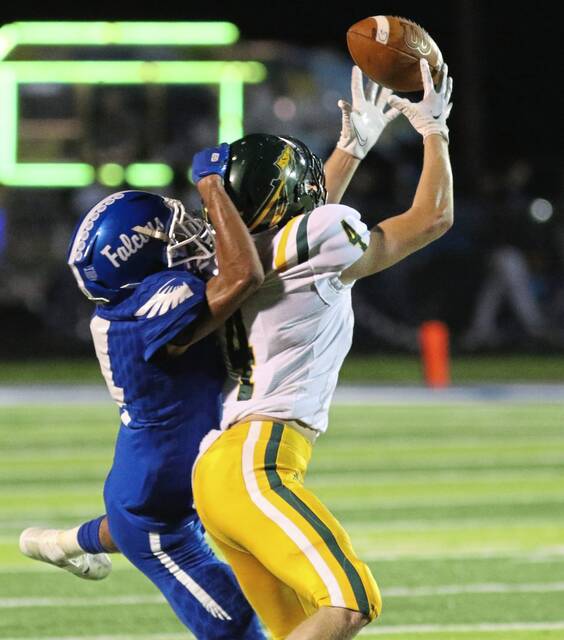Pass-happy Penn-Trafford surprises, routs Connellsville