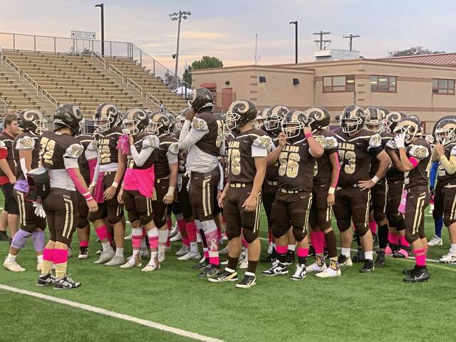 Highlands scores in bunches for homecoming win vs. Armstrong