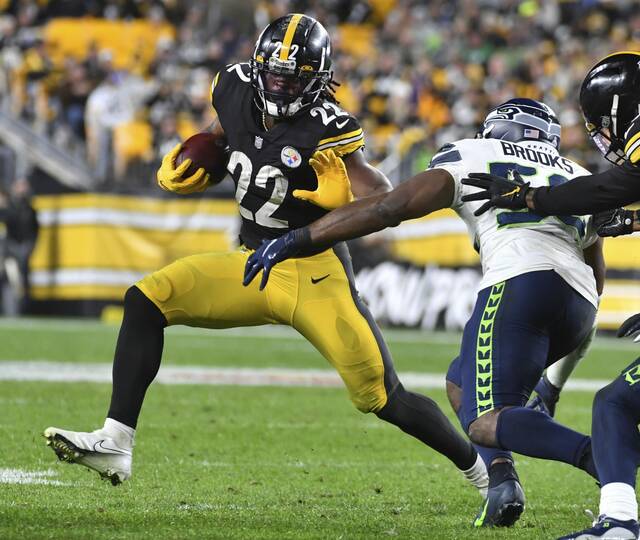 4357322_web1_ptr-steelerssea08-101821