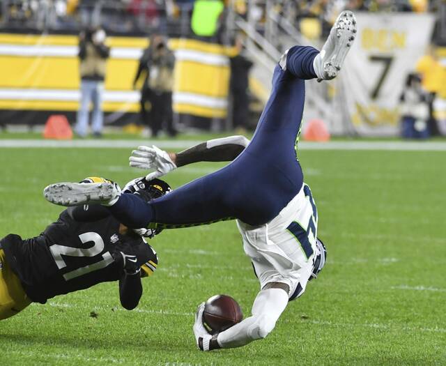 4357322_web1_ptr-steelerssea12-101821