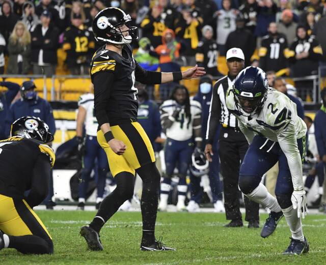 4357322_web1_ptr-steelerssea14-101821