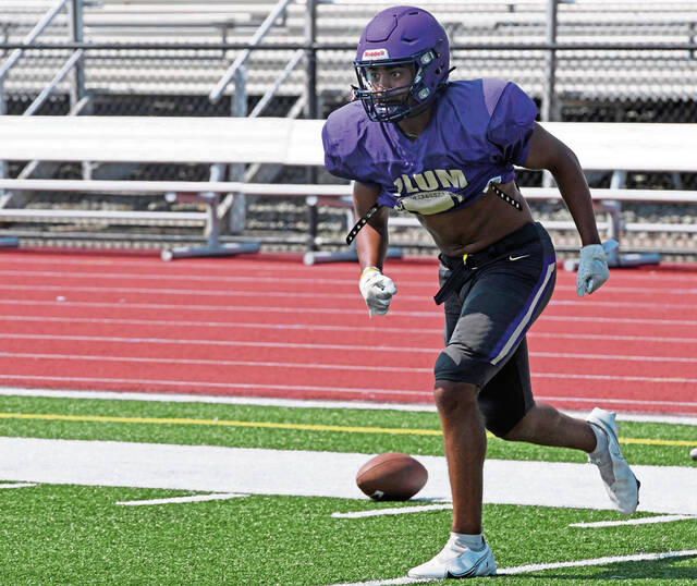 Plum shakes off eligibility snafu, focuses on making playoffs