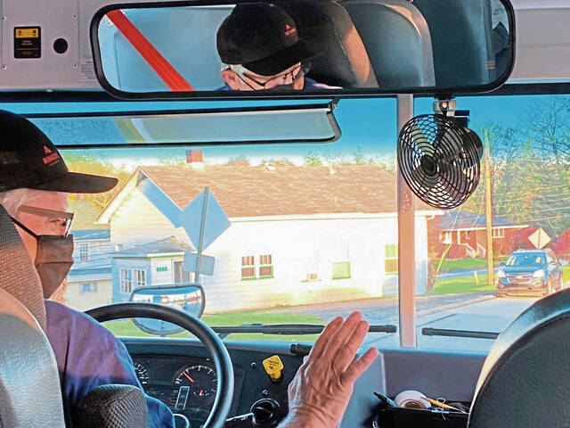 4362250_web1_gtr-schoolbus2