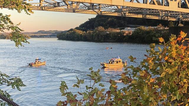 4364333_web1_ptr-KayakRescue4-102121