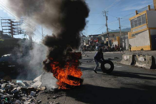 4368249_web1_4368249-e3db8ca2b3ce40db8235f26f21f01e78 4368249_web1_4368249-e3db8ca2b3ce40db8235f26f21f01e78