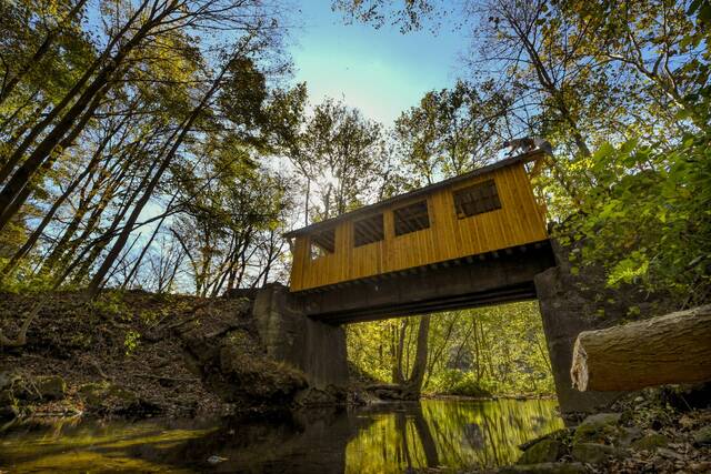 4379325_web1_VND-CoveredBridge100-102521