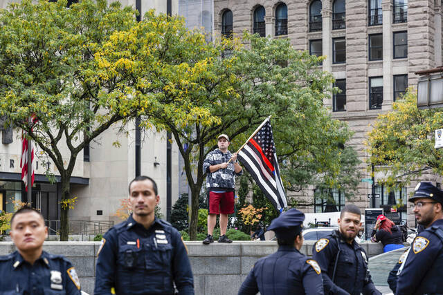 4389764_web1_AP21298692012354