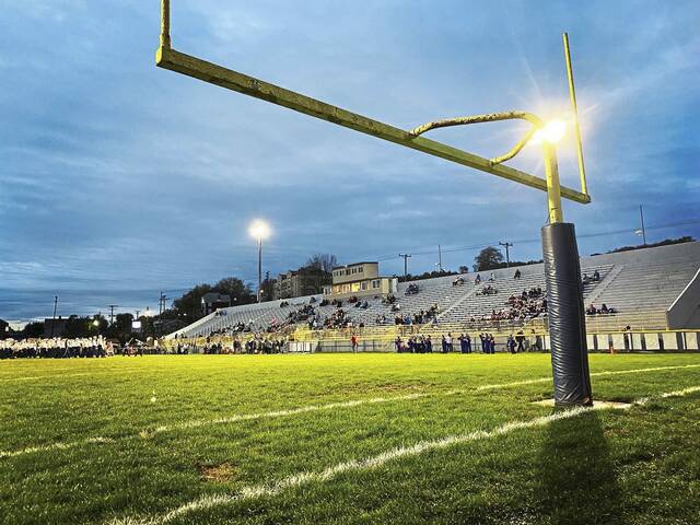 South Allegheny closes stadium with playoff-clinching win over Mt. Pleasant