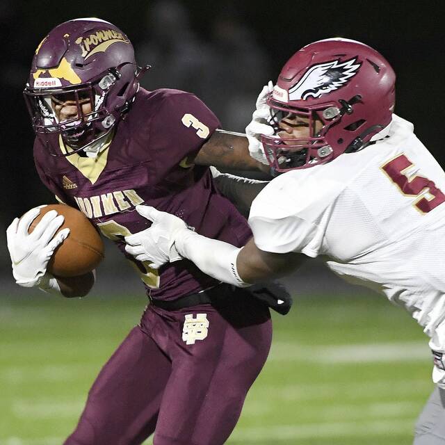 Nijhay Burt carries No. 5 Steel Valley past Serra Catholic to clinch Allegheny Conference title