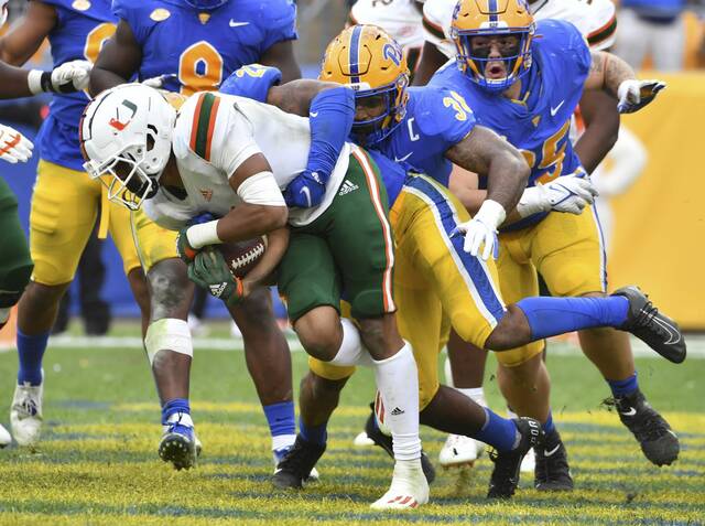 4399710_web1_ptr-PittMiami14-103121