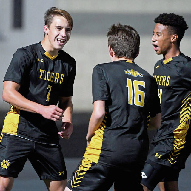 Early goal carries North Allegheny to 1-0 win over Norwin