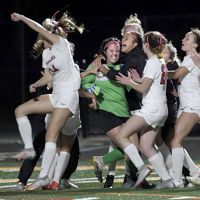 Fox Chapel girls soccer riding momentum as they prep for WPIAL semis vs. Seneca Valley