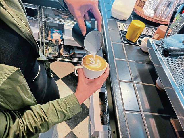 4390888_web1_vnd-blackcanarycoffee3-111621