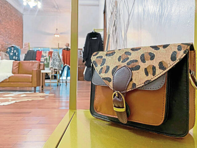 4407578_web1_vnd-NewBoutique-110421-6