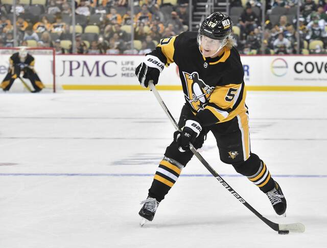 LeBron wears a Pittsburgh Penguins jersey during pre-game : r/hockey