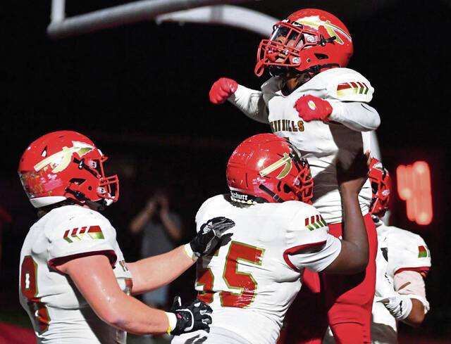 Determined Penn Hills overcomes adversity in WPIAL playoffs