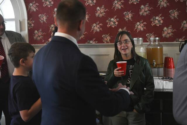 4442783_web1_gtr-GBGwomenvet004-111221 4442783_web1_gtr-GBGwomenvet004-111221