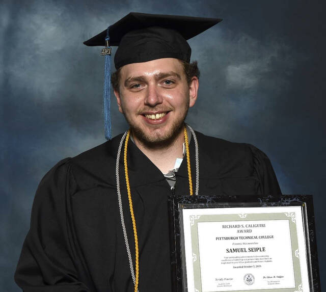 4446670_web1_sh-studentnews-112521