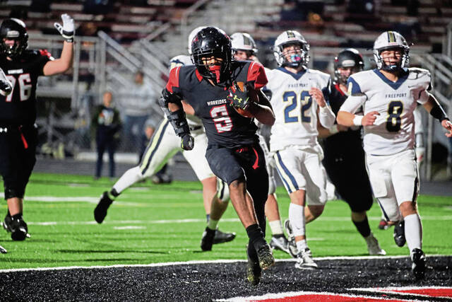 Fake punt call sparks Elizabeth Forward past Freeport, into WPIAL 3A semifinals