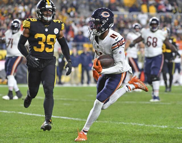 4450838_web1_ptr-SteelersBears16-110921