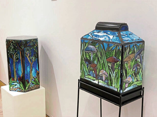 4455386_web1_CV-BotanicGlass-Davis