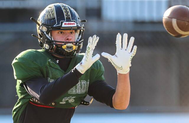 Belle Vernon receivers don hard hats for matchup with Thomas Jefferson