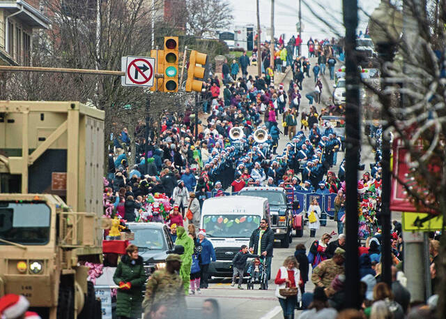 4458572_web1_gtr-LO-GBGparade17-112419