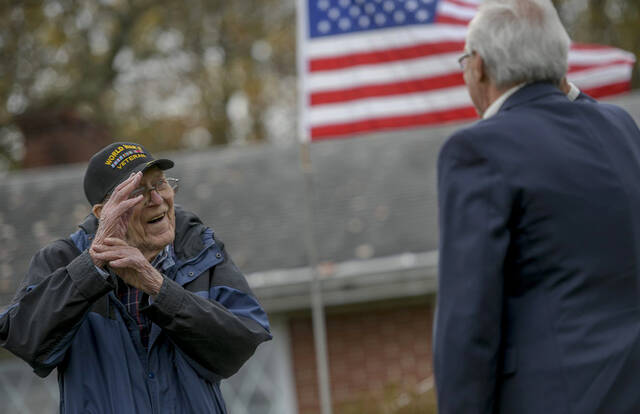 4460109_web1_vnd-lo-vetsday102a-111221