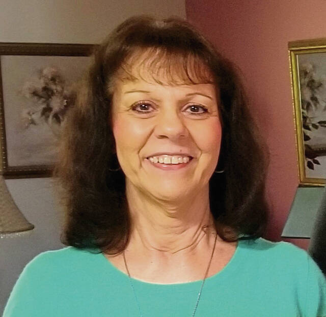 4468025_web1_sew-SandraFord-051321