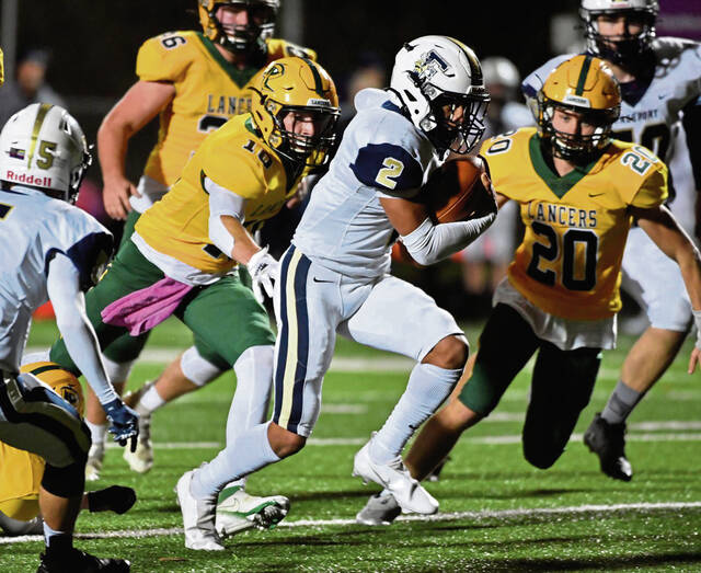 Strong 2nd half defines Freeport football season