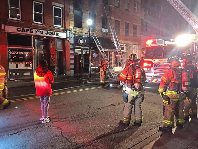 4476411_web1_ptr-SouthsideFire1-112121