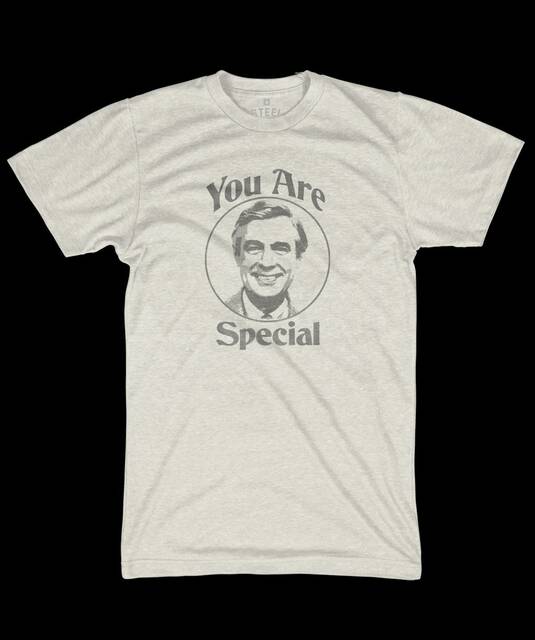 4483567_web1_gtr-TVGifts2-112821